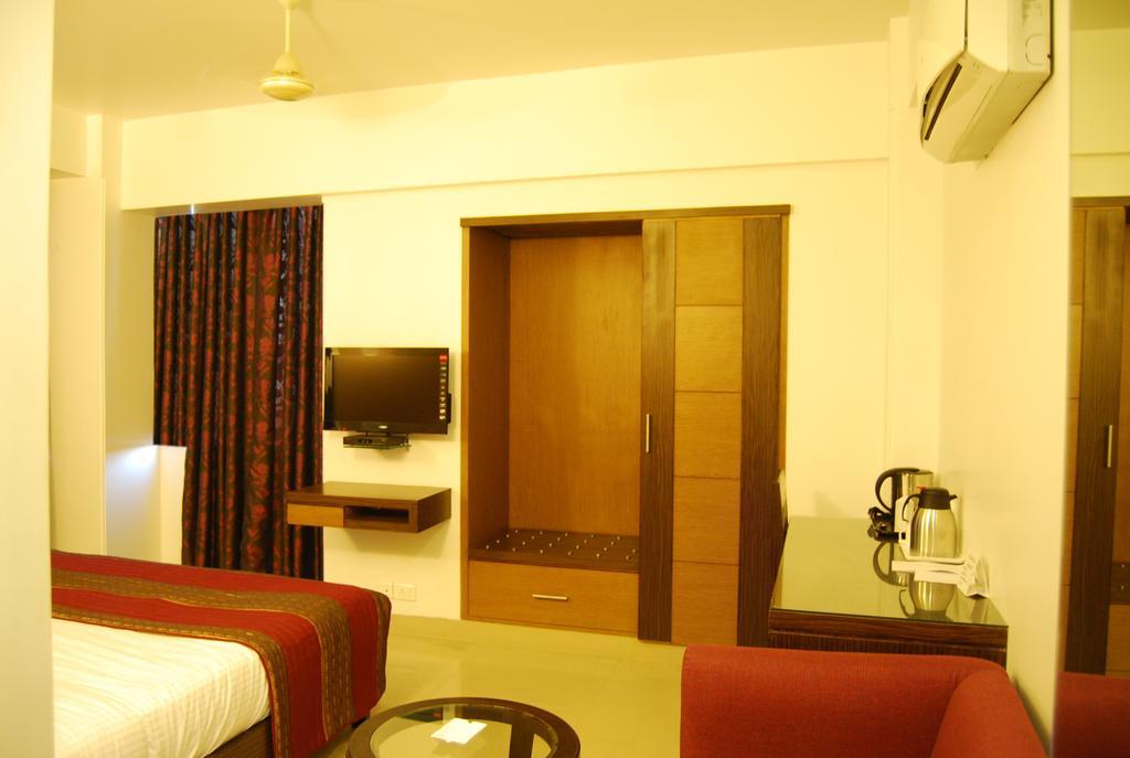 La Wisteria Hotel Delhi  Exterior photo